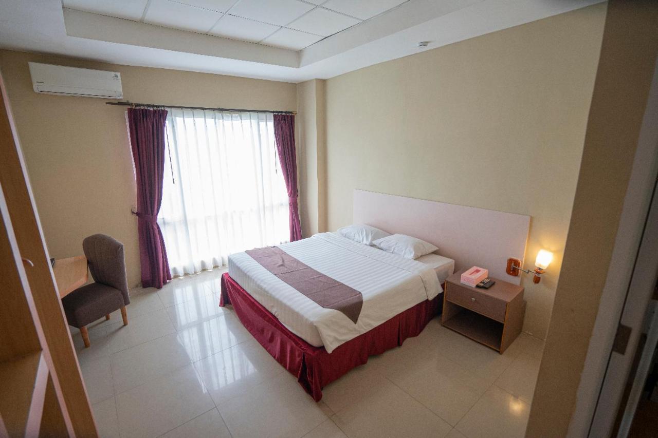 Bangka City Hotel Пангкалпинанг Екстериор снимка